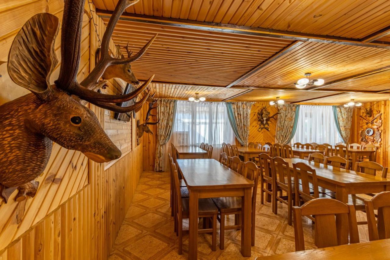 Hotel Zeleniy Bir Bukovel Esterno foto