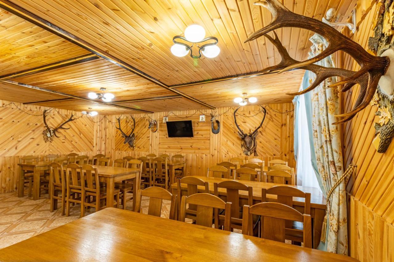 Hotel Zeleniy Bir Bukovel Esterno foto