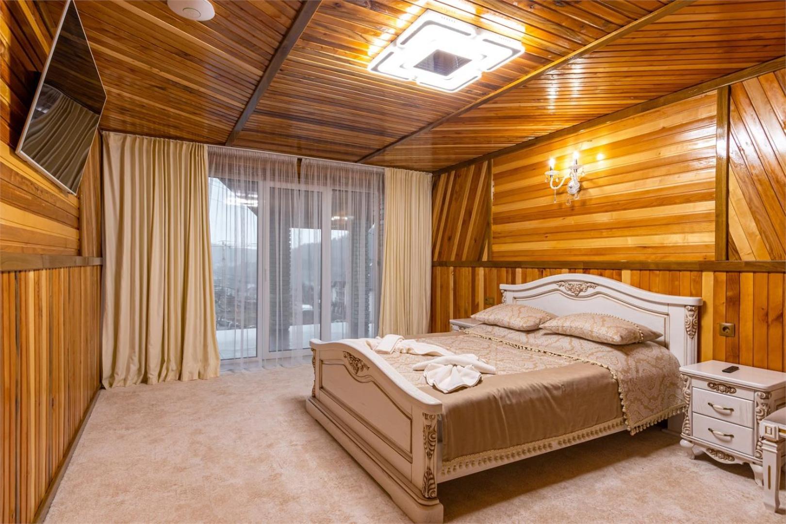 Hotel Zeleniy Bir Bukovel Esterno foto