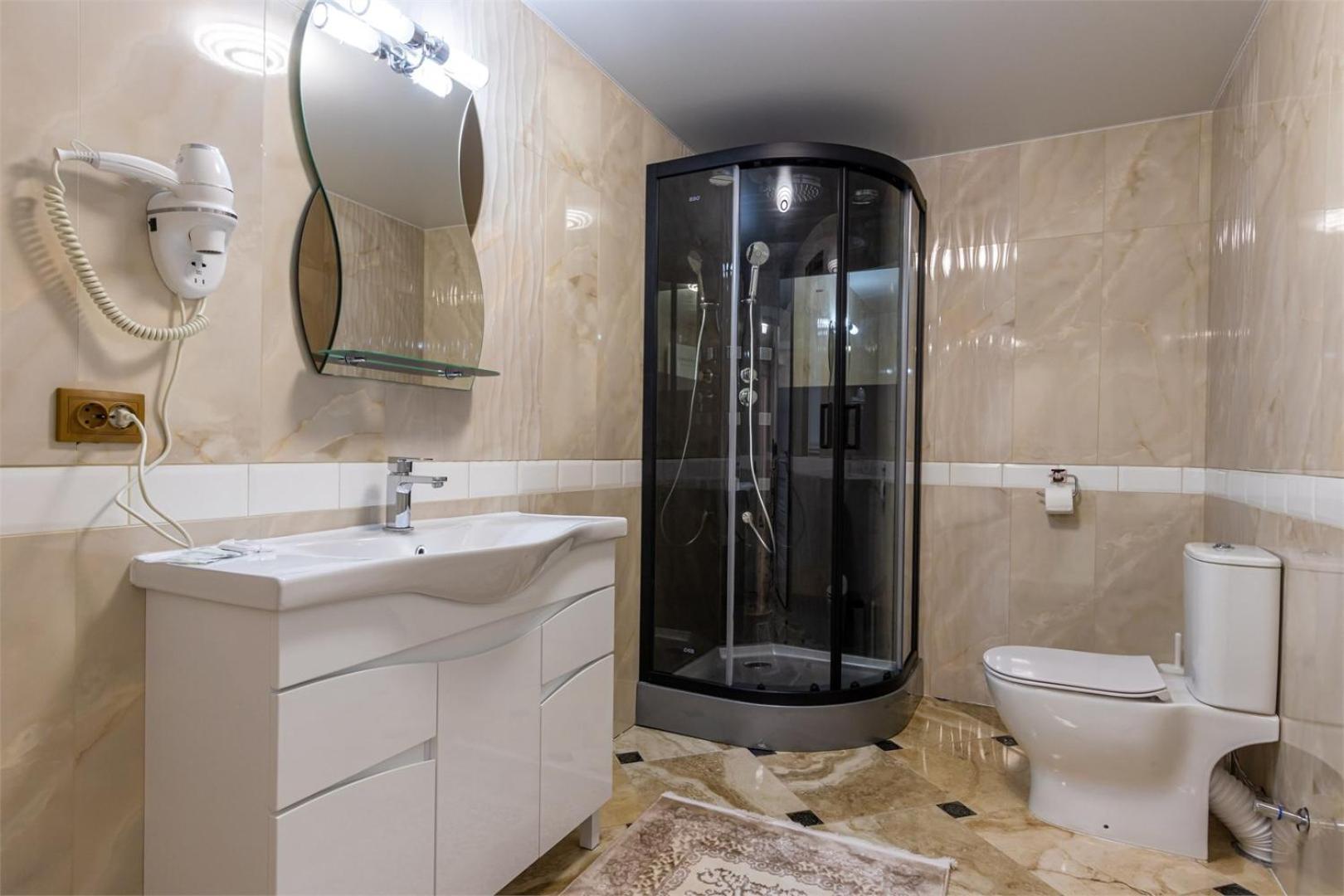 Hotel Zeleniy Bir Bukovel Esterno foto